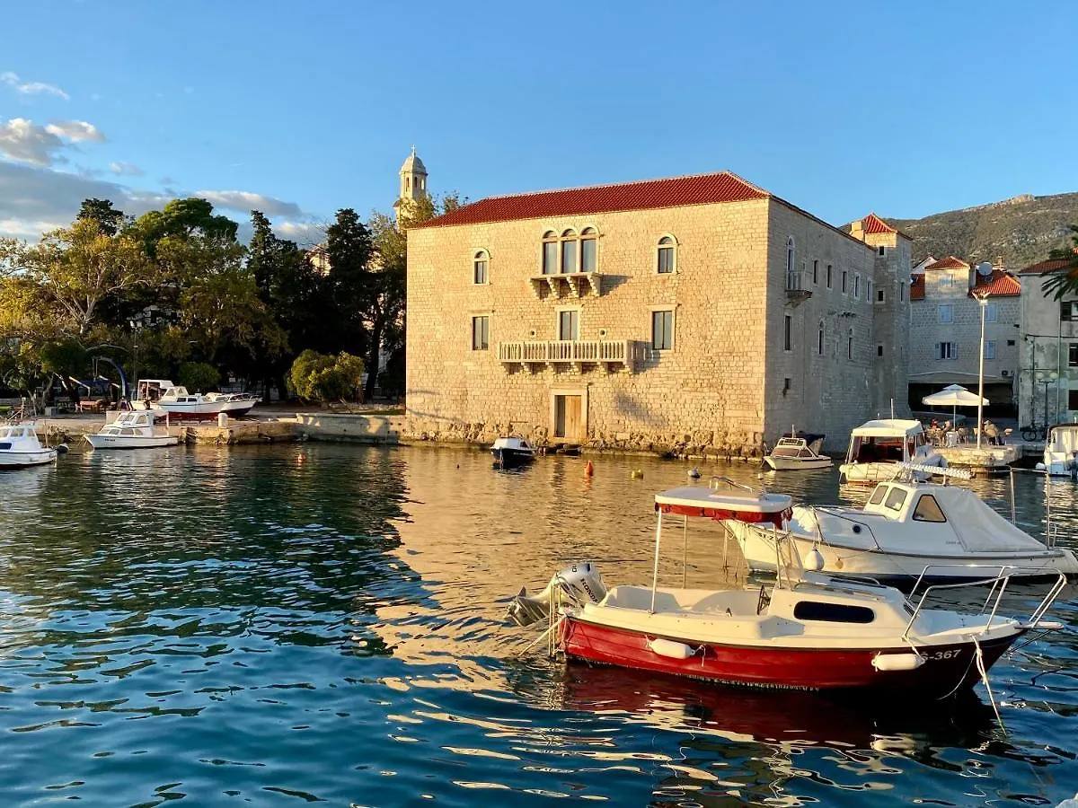 Family House Kastela Home Between Split And Trogir 0*,